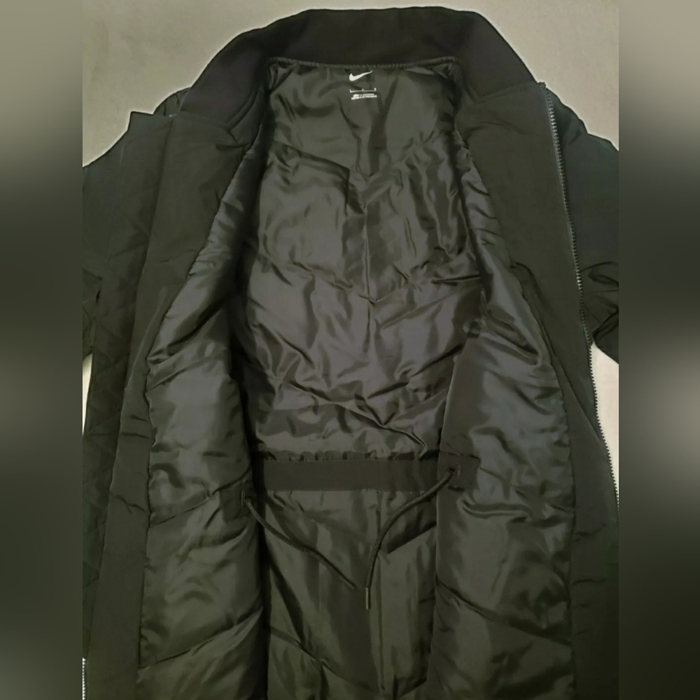 Nike Women’s Parka Mid Length Insulated Jacket In Black - Picture 3 of 8